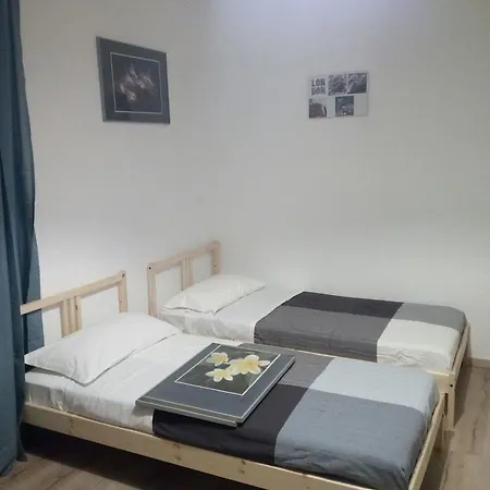 Saint Peter Place רומא